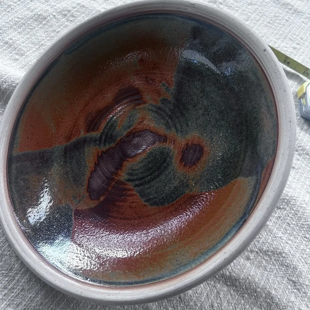 Art Pottery Casserole Serving Dish Bowl Covered Lid